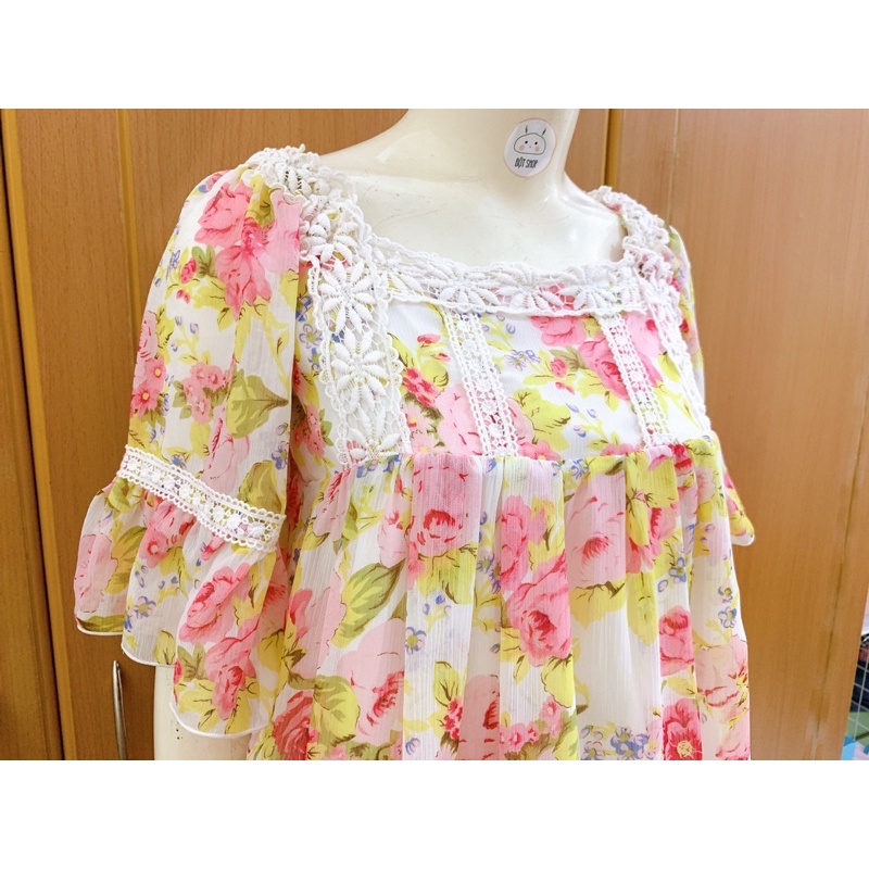 Đầm nhật Liz Lisa tay lỡ in hoa phối ren