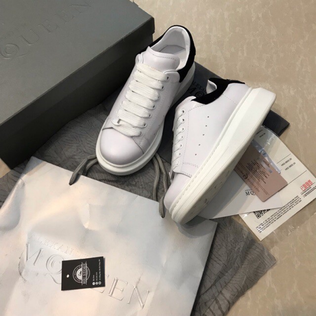 Giày 𝐀𝐥𝐞𝐱𝐚𝐧𝐝𝐞𝐫 𝐌𝐜𝐪𝐮𝐞𝐞𝐧 NY LA ❤️Full Box+Bill❤️ Giày thể thao trắng  MCQ bản mới nam nữ hàng cao cấp
