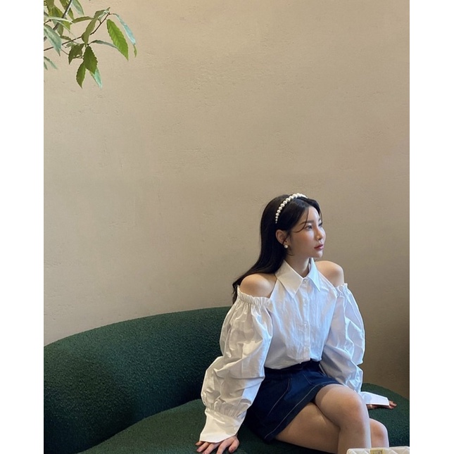 Áo sơ mi cổ đức hở vai bèo TVOGUE dài tay chất lụa thô lên dáng siêu sang chảnh , tiểu thư