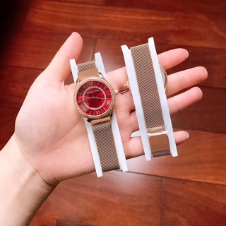 Đồng hồ dây lưới nút hít nam châm