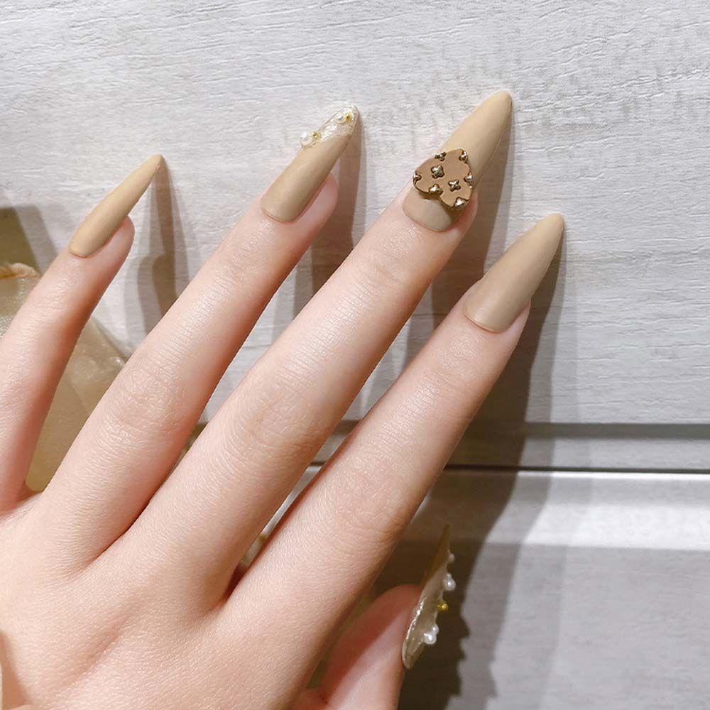 Phụ Kiện Trang Trí Móng Tay Nghệ Thuật Hình Trái Tim 3D Bằng Hợp Kim Thời Trang