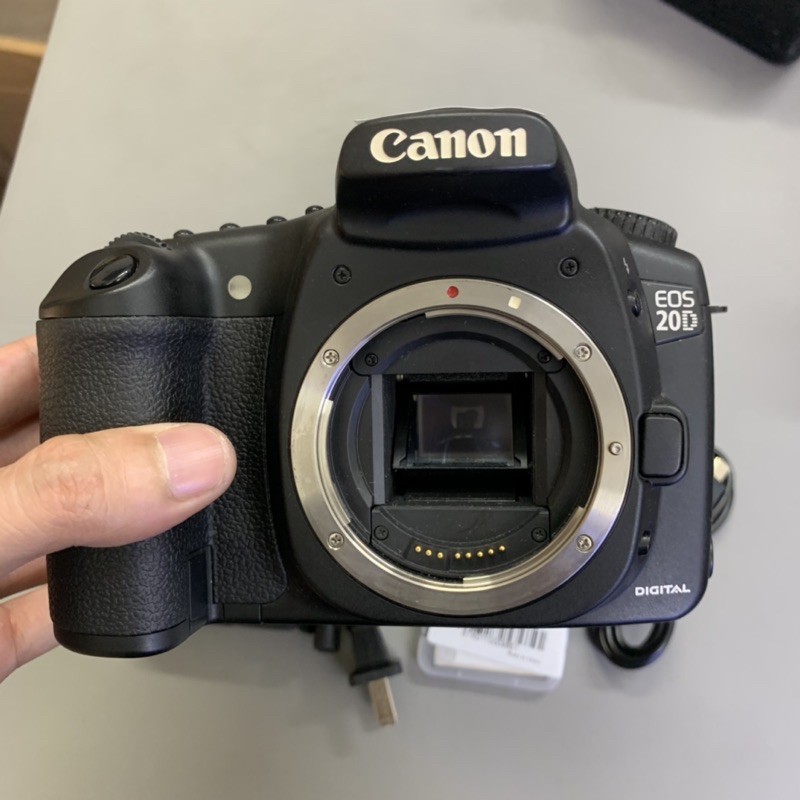 Bộ máy ảnh Canon 20D kèm ống kính 35-80
