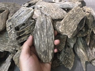 Trầm miếng xông nhà