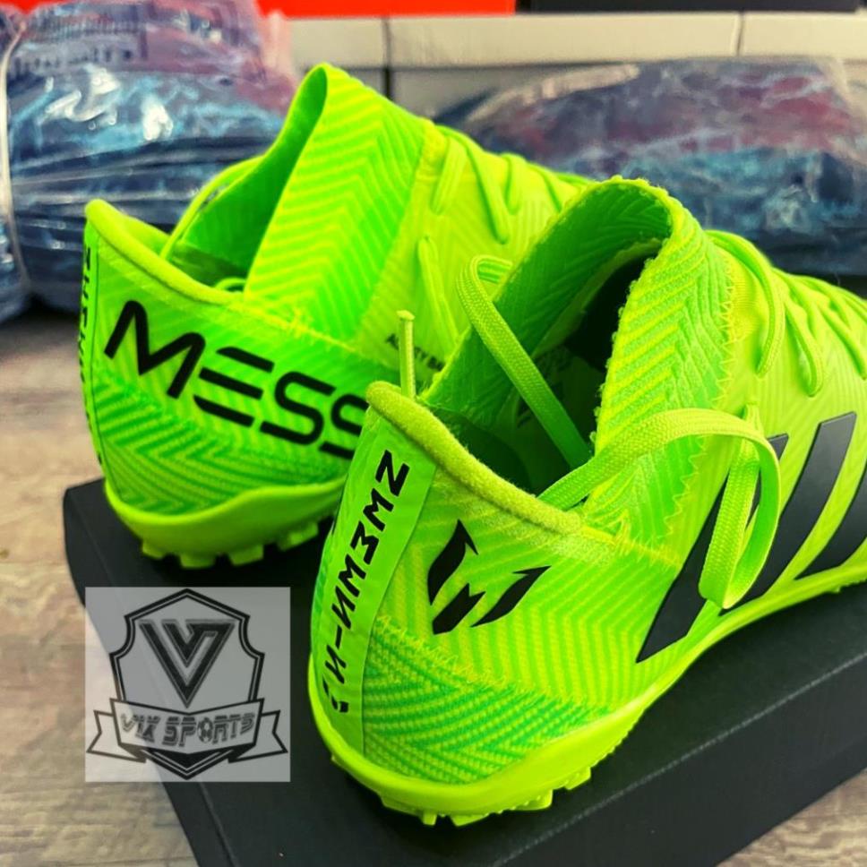 ️⚽ Giày đá bóng dành cho nam sân cỏ nhân tạo adidas nemeziz .