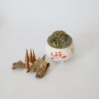 Nhang nụ trầm hương