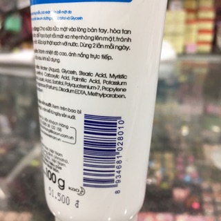 Sữa Rửa Mặt Biore Sáng Mịn Và Dưỡng Ẩm 100g