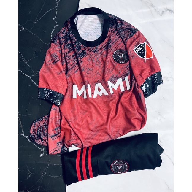 Set bộ quần áo bóng đá thể thao nam nữ vải gai thái miami màu đỏ đen 2022 2023