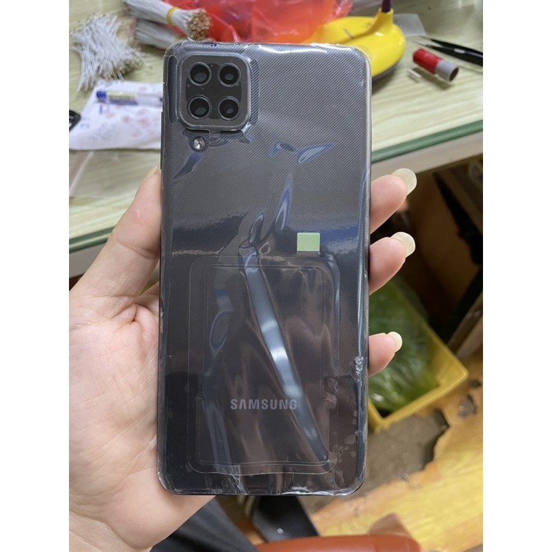 Nắp Lưng Điện Thoại Samsung A12 A125 zin new hãng
