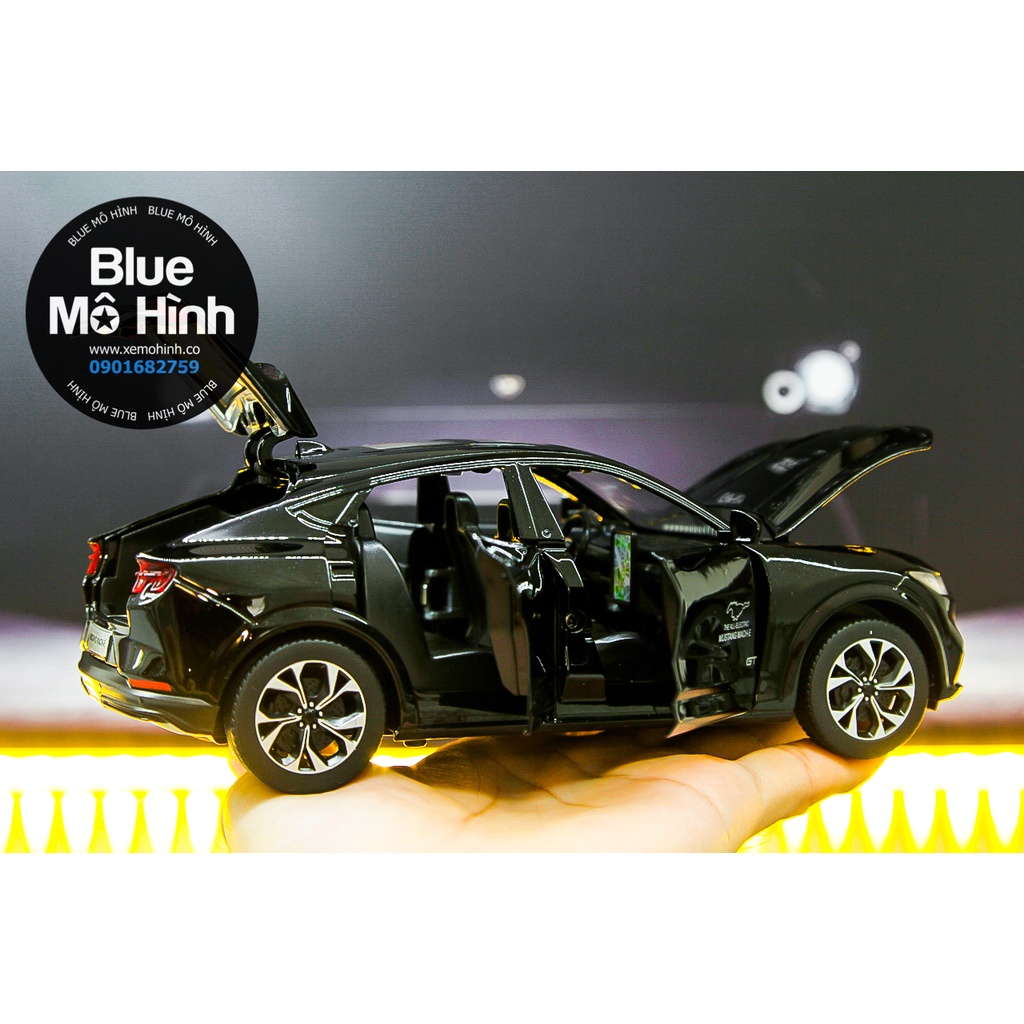 Mô hình xe điện Ford Mustang Mach E 1:24