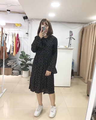 váy bbd hoạ tiết hoa hồng