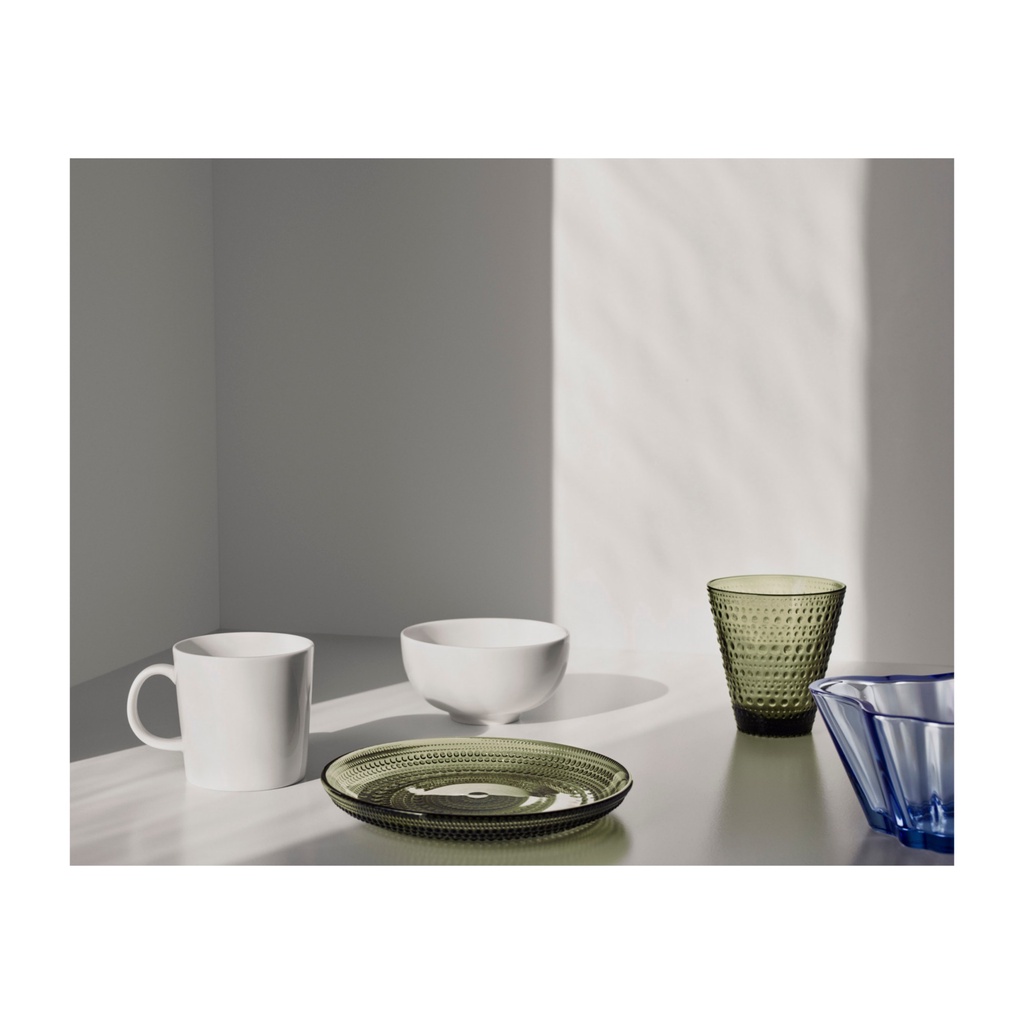 Đĩa thủy tinh Kastehelmi Iittala màu rêu, đường kính 17cm