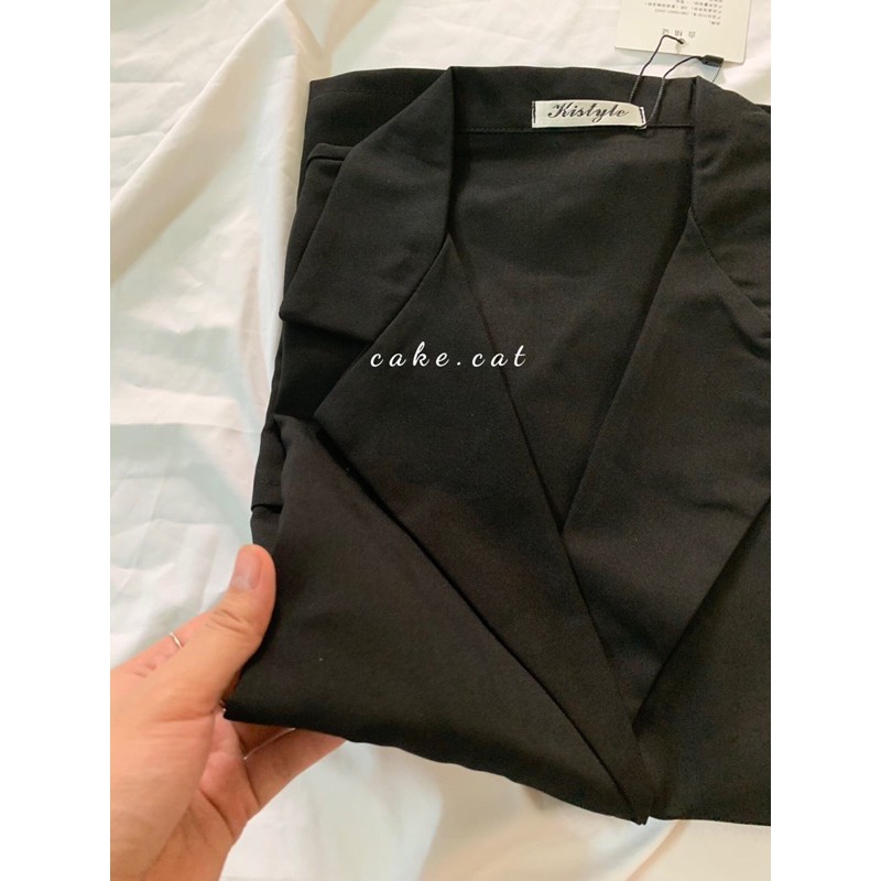 [ ẢNH THẬT] Áo Blazer Hàn Quốc 4 cúc trơn (có sẵn) | BigBuy360 - bigbuy360.vn