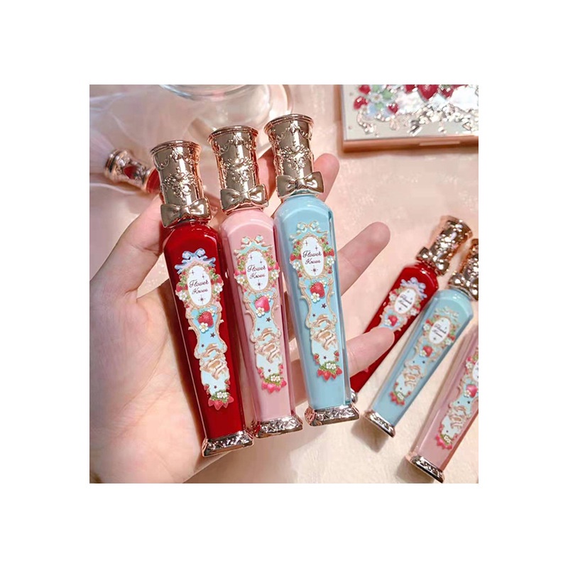 Son Kem Dâu Tây Rococo Đám Mây Nhẹ Nhàng Mềm Mại Màu Nhung Trắng Tự Nhiên Retro