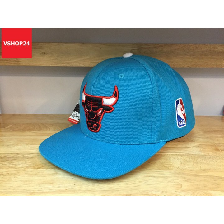 MŨ SNAPBACK VNXK CAO CẤP MITCHELL & NESS CHICAGO BULL 246