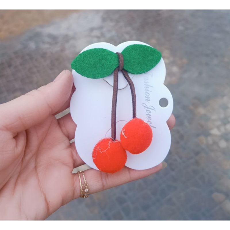 Kẹp tóc hình trái cherry