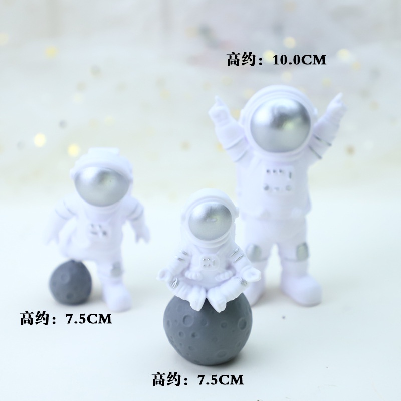 Set 3 Mô Hình Trang Trí Bánh Kem Chủ Đề Vũ Trụ Xinh Xắn