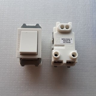 Công tắc cầu thang Panasonic WNV5002-7W(1 chiếc)
