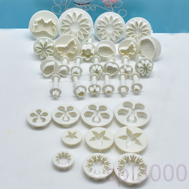 Set 33 Khuôn Làm Bánh Bằng Nhựa Pp