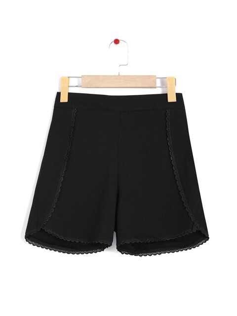 Quần short vải viền ren 02 màu - kiểu cạp cao trên rốn