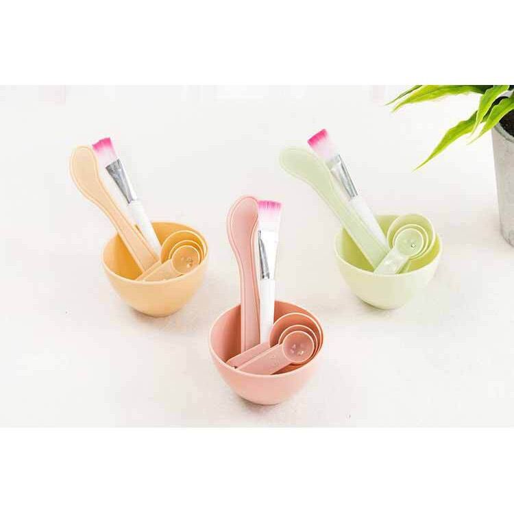 (Freeship)Bộ Bát Trộn Đắp Mặt Nạ 04 Món Kèm Thìa và Cọ Quét