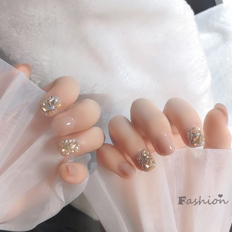 Bộ Móng Tay Giả Ngắn Đầu Tròn Đính Đá Toàn Diện