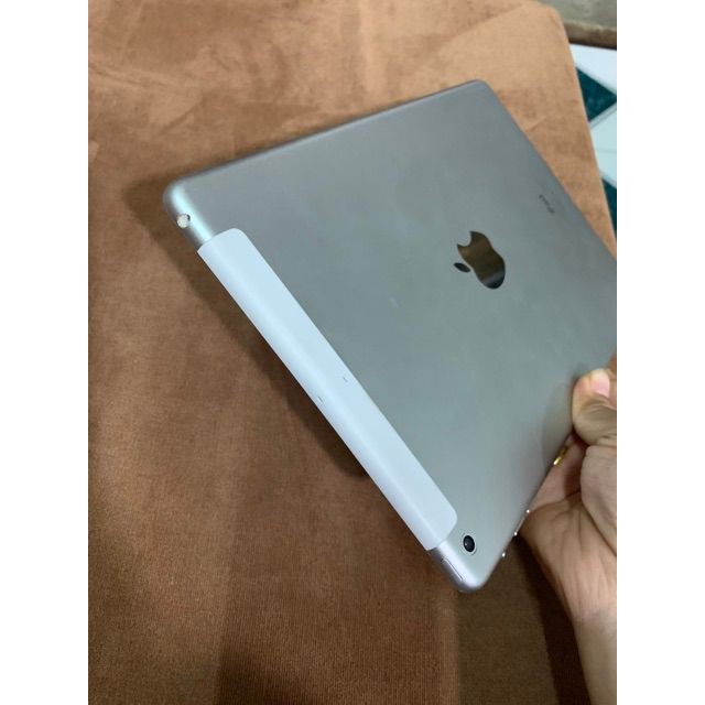[Giá siêu tốt] Ipad air 1 sử dụng sim 4G và wifi dung lượng 16GB | BigBuy360 - bigbuy360.vn