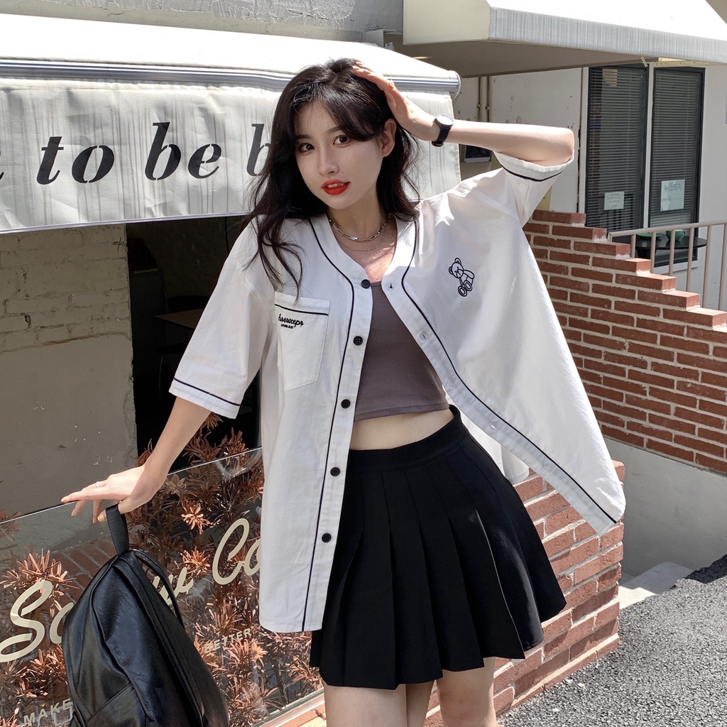 Áo Sơ Mi Nữ Ulzzang Tay Ngắn Trắng Viền Đen form rộng vải thun in hình thỏ cá tính | BigBuy360 - bigbuy360.vn