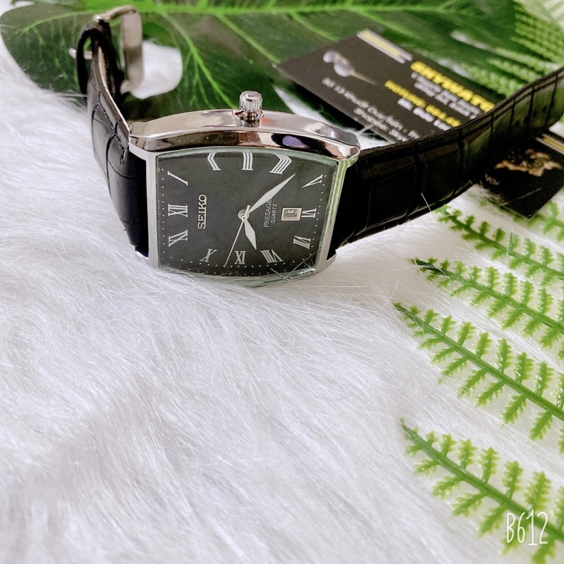 Đồng hồ nam Sk 2200 dây da nam mặt hình chữ nhật,hình vuông kim trôi nam tính | BigBuy360 - bigbuy360.vn