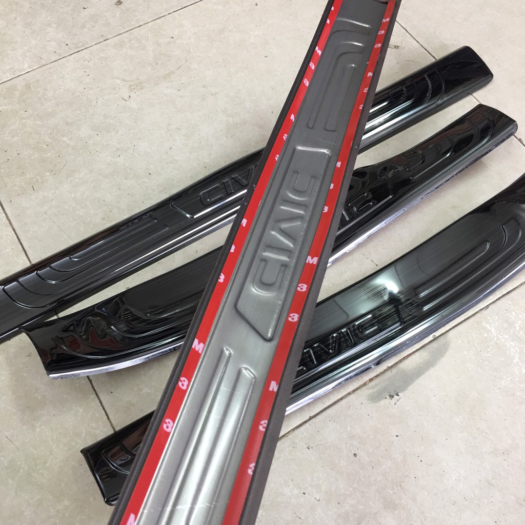 Ốp bậc trong + ngoài Titan HONDA CIVIC 2017-2021