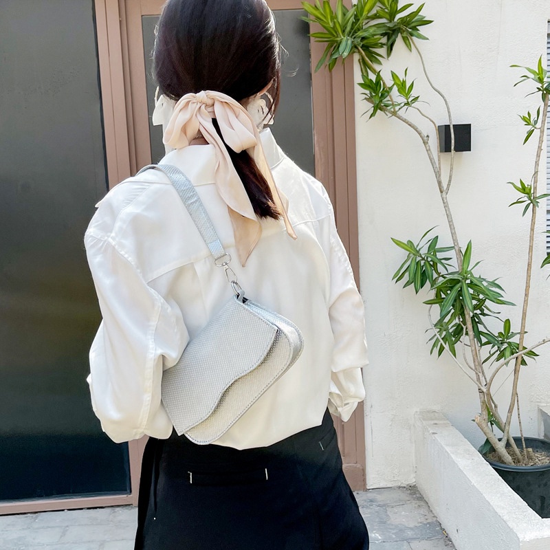 Túi đeo vai IELGY dáng vuông màu sắc đơn giản phong cách phương Tây