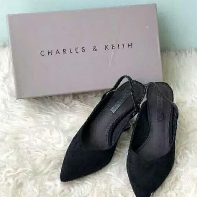 Giày Charles And Keith Ck Chính Hãng Chất Liệu Acrylic Size 35 Cho Nữ