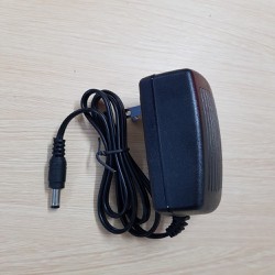 Adapter 15V/2A
