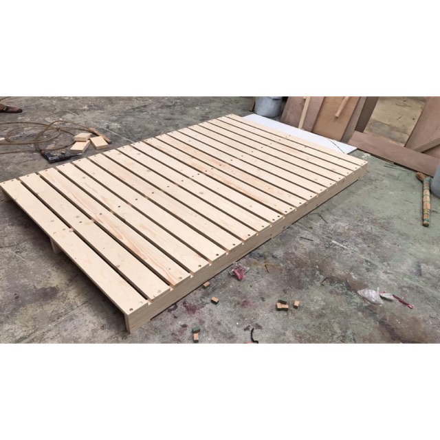 Palet gỗ thông 1m6x2m