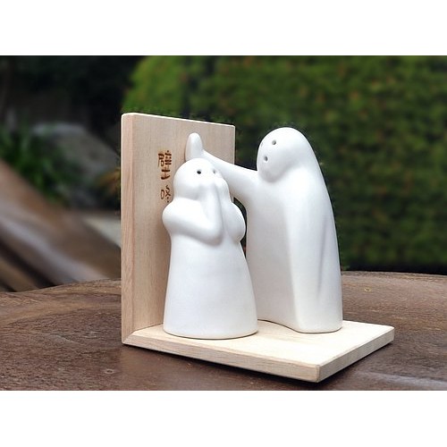 Lọ đựng hạt tiêu Kabedon tổng tài bá đạo chống tường rắc hạt tiêu lời tỏ tình bằng sứ trắng trang trí