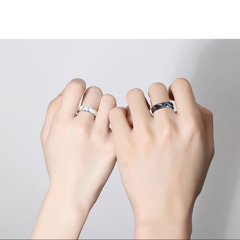 Nhẫn Hở Đính Đá Mặt Trăng Màu Trắng Đen Phong Cách Retro Thời Trang Cho Cặp Đôi