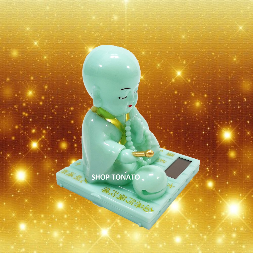 TƯỢNG CHÚ TIỂU LẮC ĐẦU TRANG TRÍ XE Ô TÔ SỬ DỤNG NĂNG LƯỢNG MẶT TRỜI GÕ MÕ TỤNG KINH CAO 9CM,11CM | BigBuy360 - bigbuy360.vn