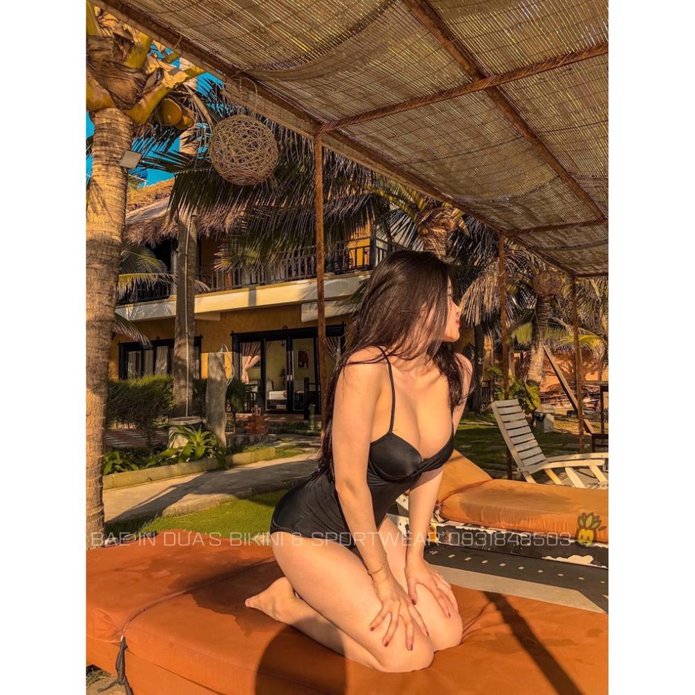 Bikini 1 mảnh đen quyến rũ 👙