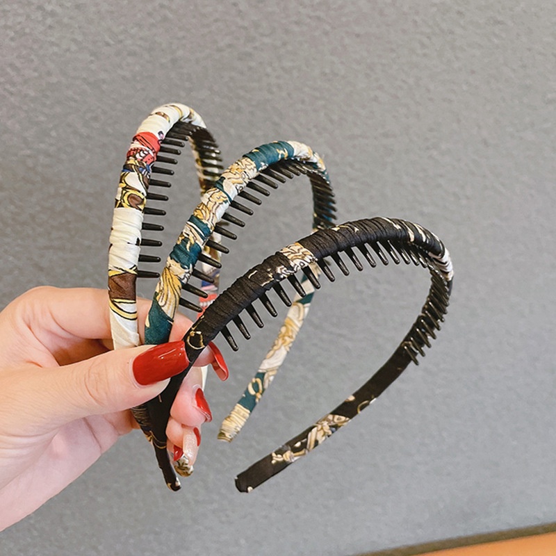 Cài tóc chống trượt đơn giản phong cách Hàn Quốc cho nữ