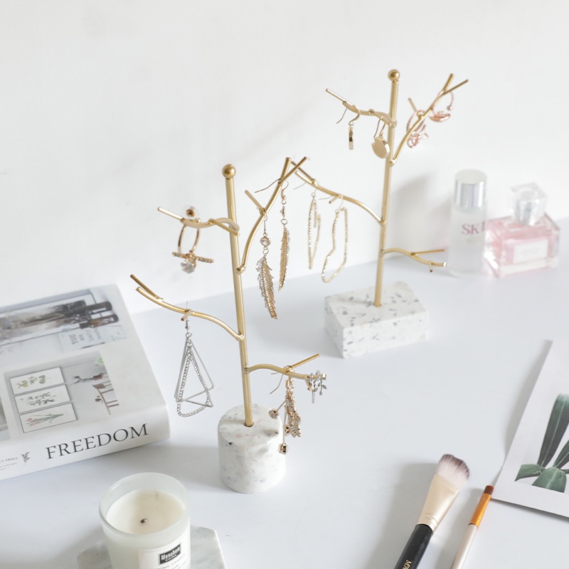 Cây treo trang sức để bàn bằng kim loại mạ vàng