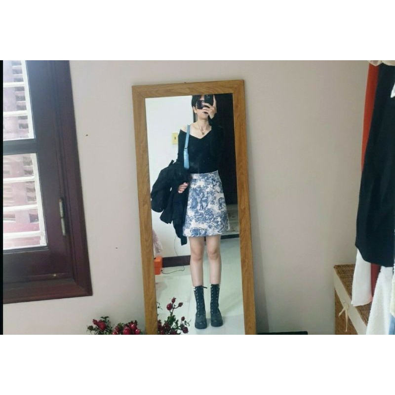 Chân váy họa tiết