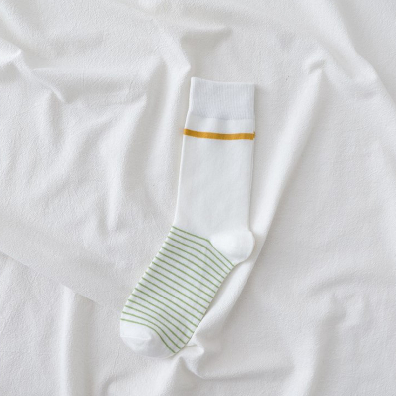 Tất Cotton Cổ Cao In Hình Trái Bơ Xinh Xắn Cho Nữ