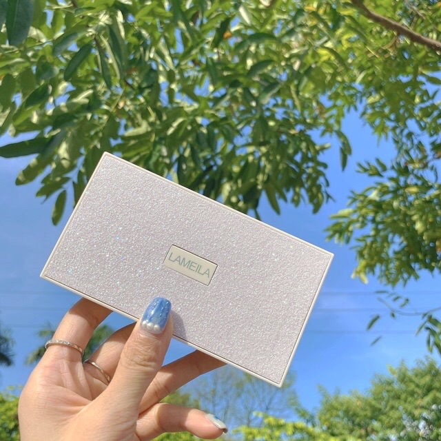 Bảng mắt lamiela vỏ kim tuyến mẫu mới | BigBuy360 - bigbuy360.vn