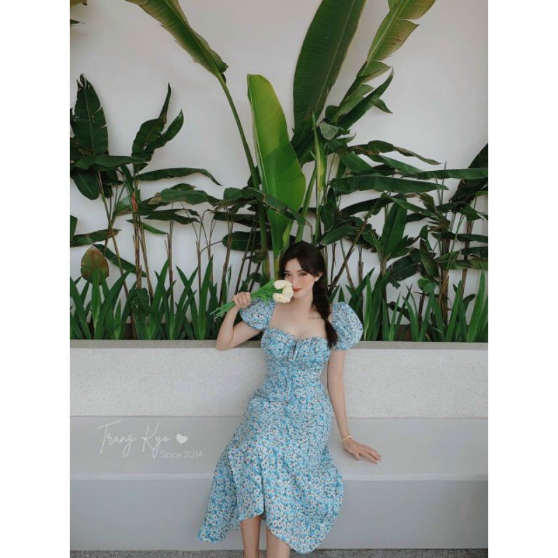Đầm hoa xanh midi nhíu ngực xẻ đùi mã 1804