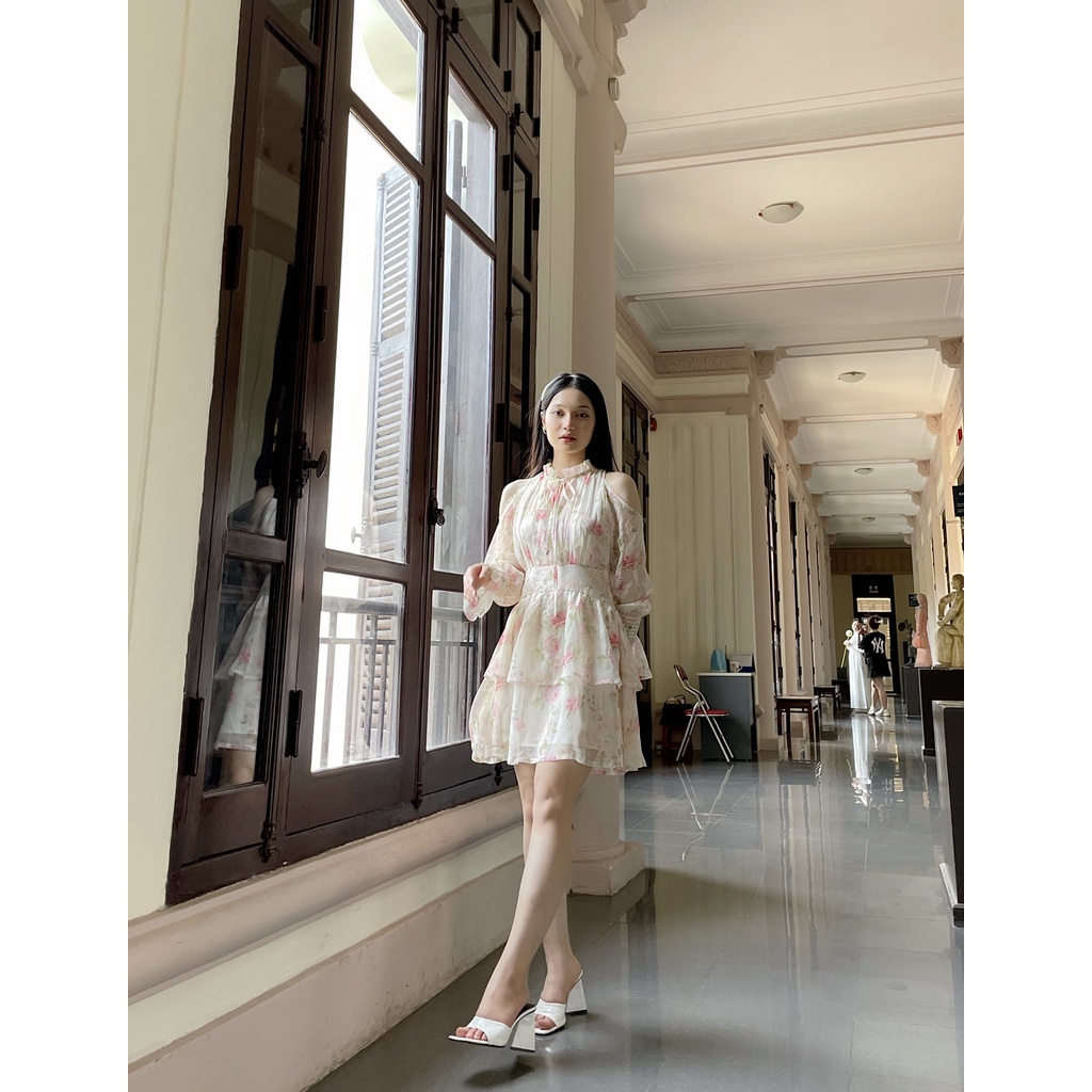 Váy đầm tơ hoa khoét vai dáng xòe hai tầng đi chơi đi biển Vayemcloset