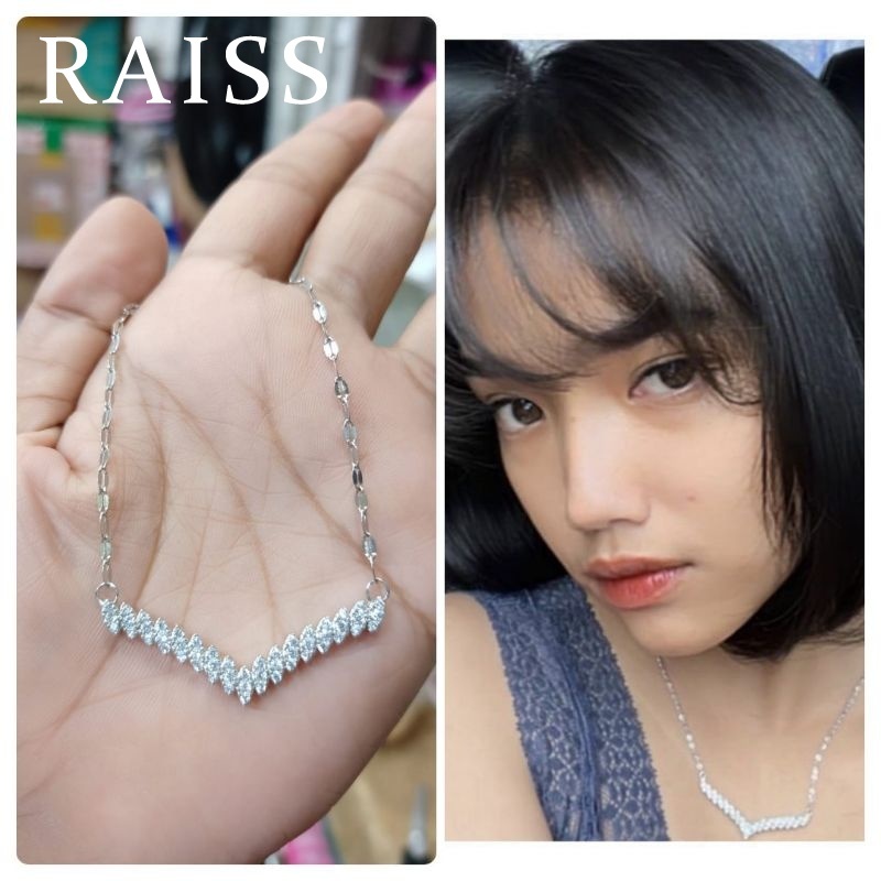 Vòng cổ Mặt Hình Chữ V Bằng Titan Đính Kim Cương Giả