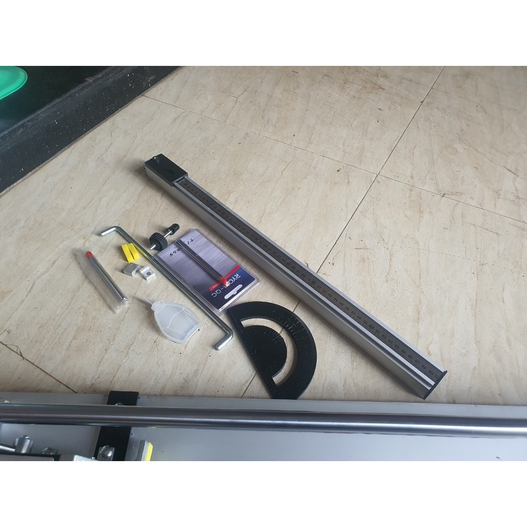 Bàn Cắt Gạch Ryobi QC-800