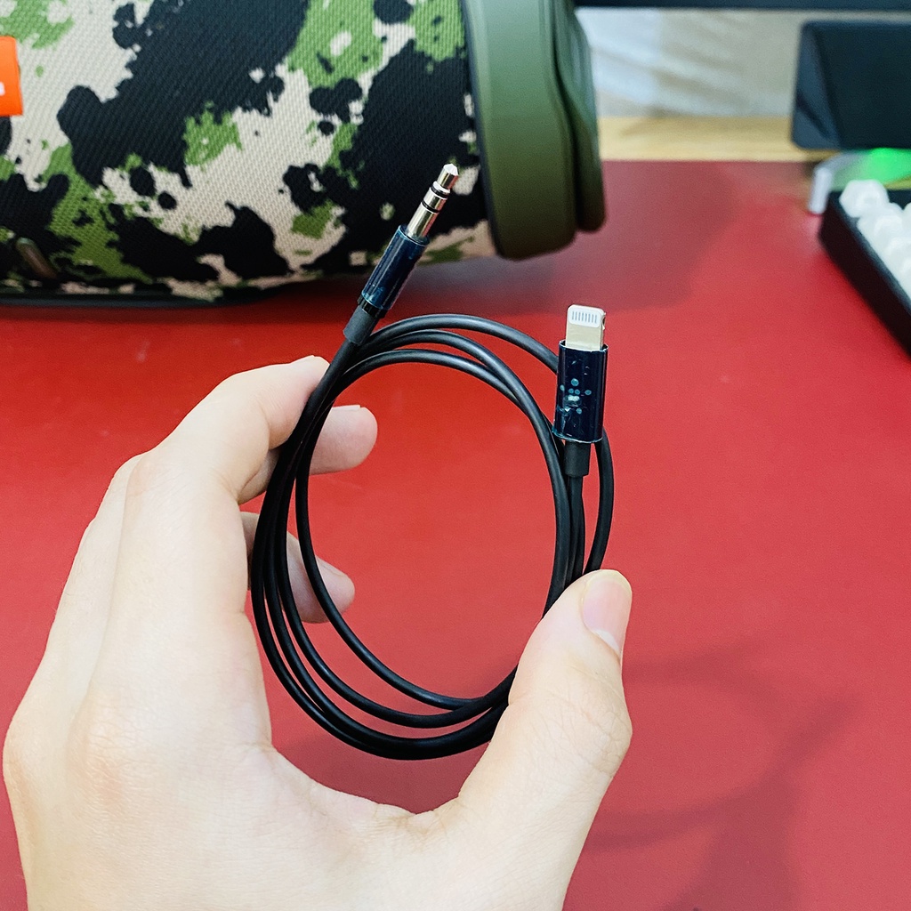 Cáp chuyển đổi âm thanh Belkin từ Lightning sang Audio 3.5  - Hàng chính hãng bảo hành 12 tháng