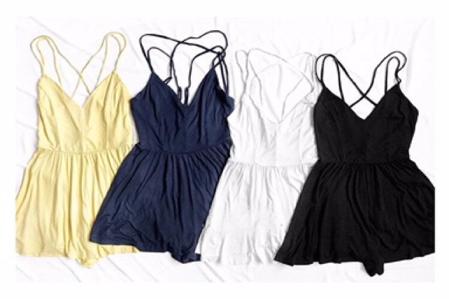 Jumpsuit dây chéo lưng F21