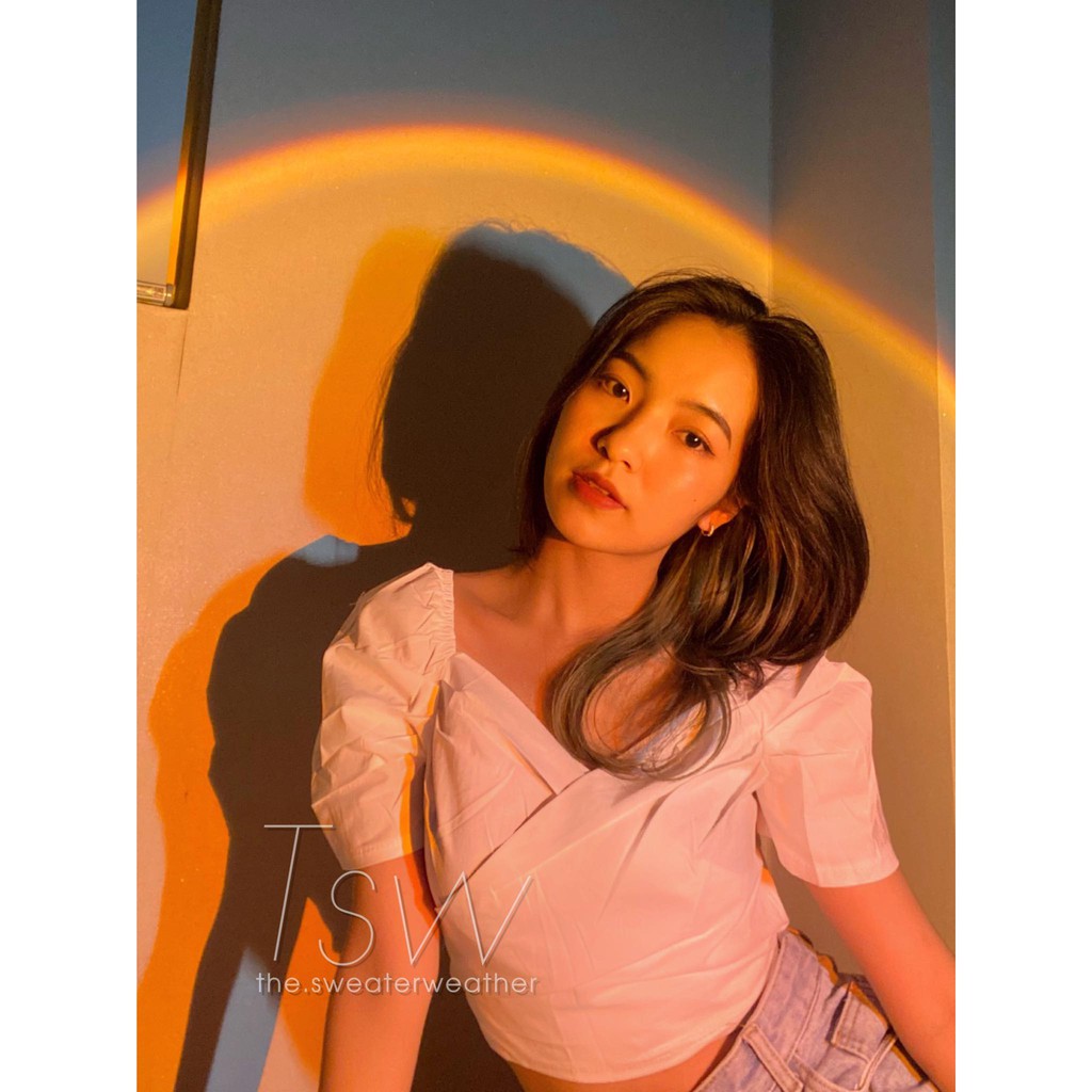 [Mã WASKT304 giảm 15% tối đa 30K đơn 99K] Áo thô croptop chéo ngực | BigBuy360 - bigbuy360.vn