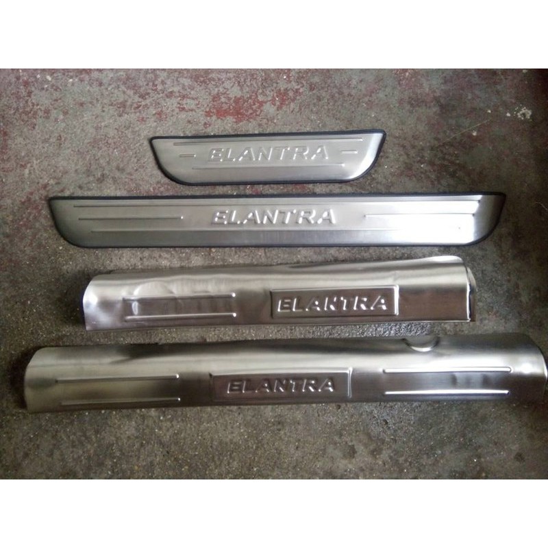 ốp bậc trong và ngoài xe ELANTRA 2018 -2020 tặng kèm băng dính 3M 1cm x 3m